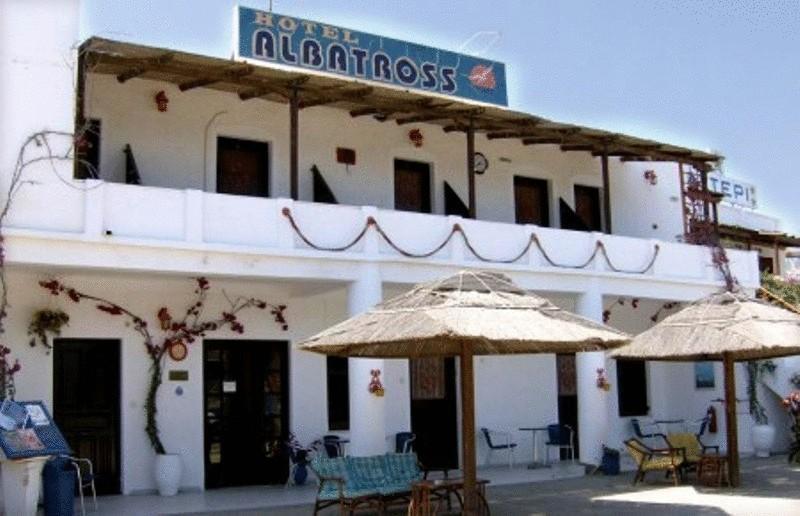 Albatross Hotel Livadi  Luaran gambar